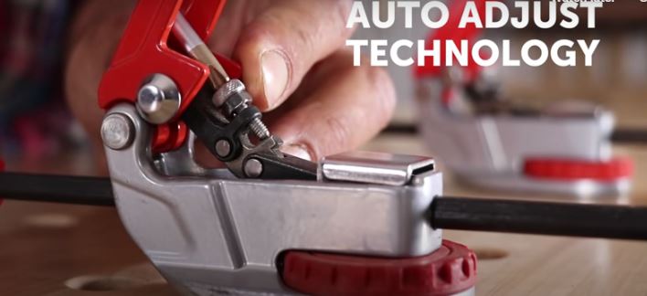 Armor Tool Auto-Adjust Dog Clamp